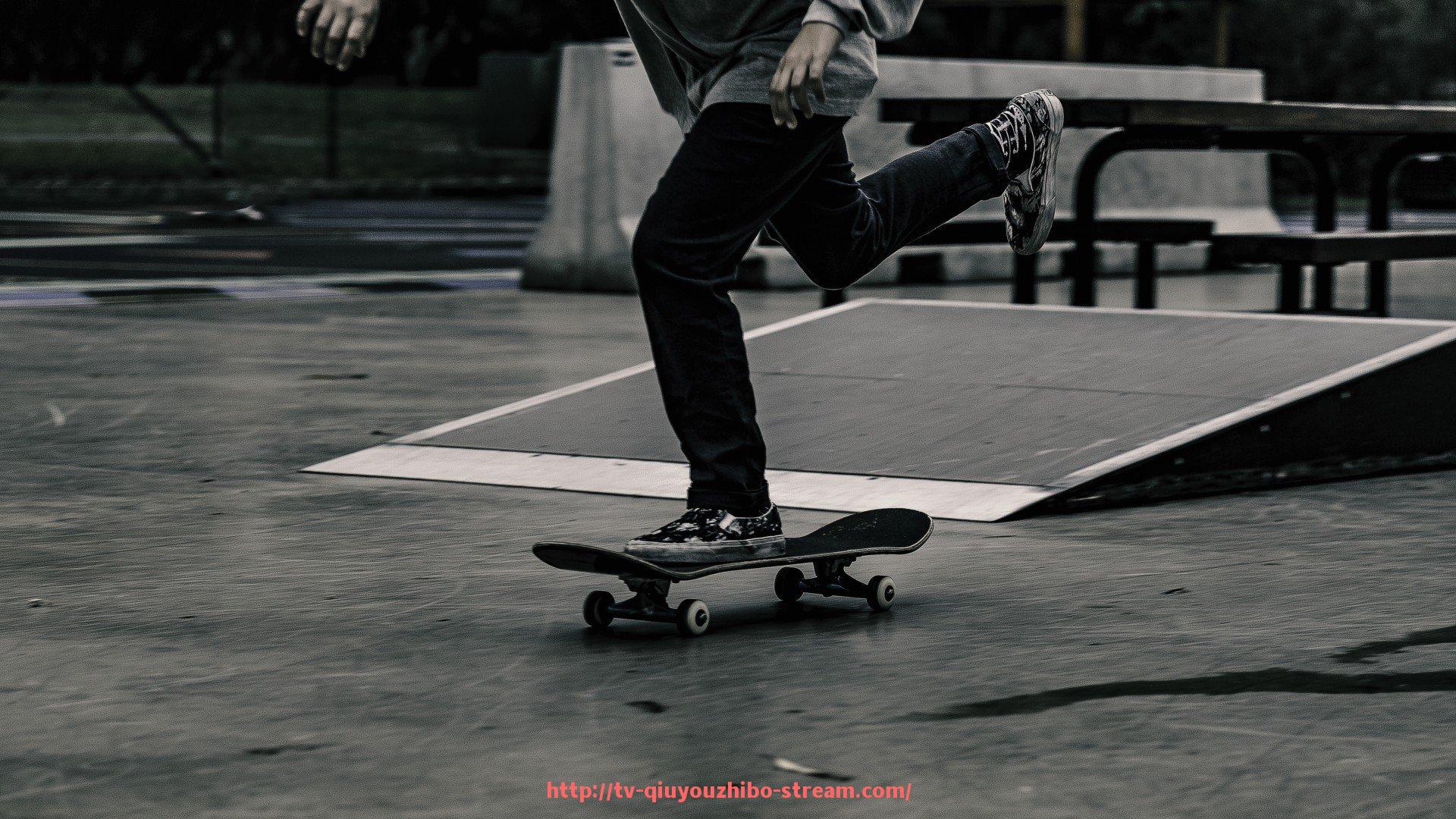 球友体育直播-探究世俱杯比赛节奏控制技巧:从传控到快速反击的博弈